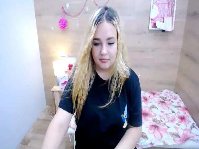 Live sex webcam photo for Cheryl_Sky #253700355