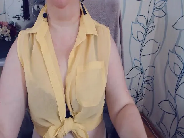 Live sex webcam photo for DepravedMadam #252729614