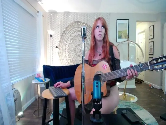 Live sex webcam photo for SquisherGirl #253278014