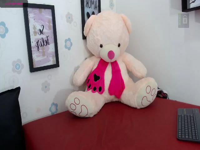 Live sex webcam photo for Alenaa_1 #260075901