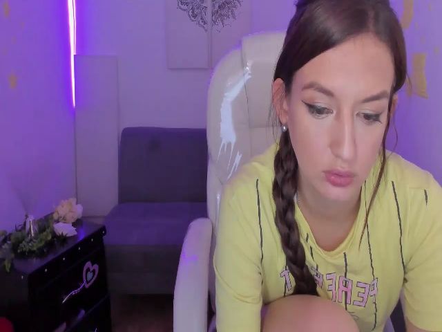 Live sex webcam photo for Connie__jones #258914480