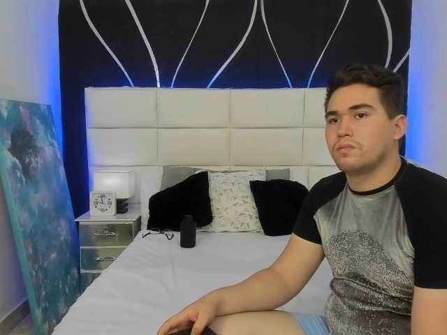 Live sex webcam photo for brendaynico #263394414