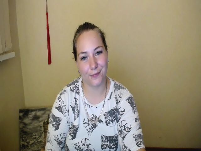 Live sex webcam photo for StellaJ_ #253239664