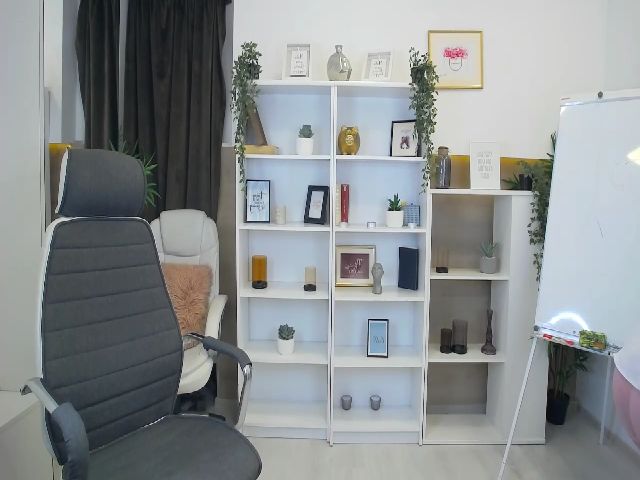 Live sex webcam photo for Jessy_Jen #261277232