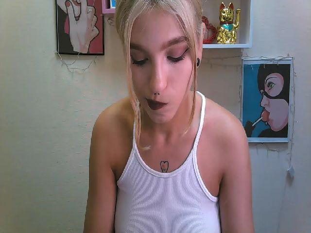Live sex webcam photo for Isabe_lla #255219491