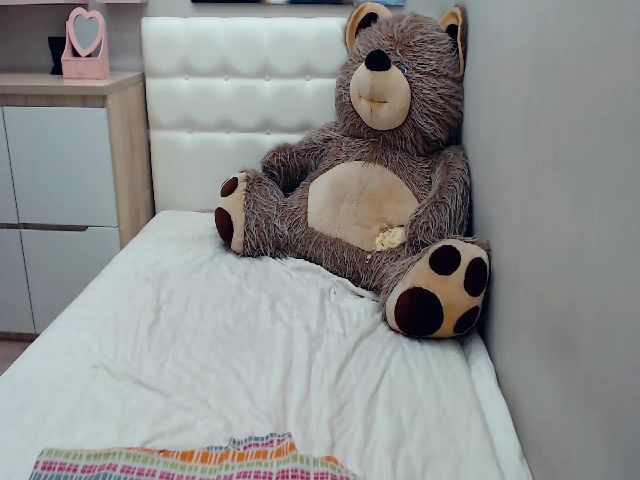 Live sex webcam photo for Koralchi #261789923