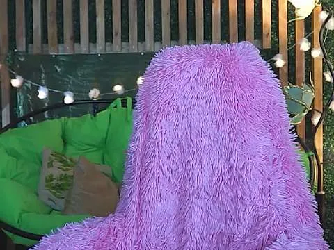 Live sex webcam photo for CoraConley #244799653