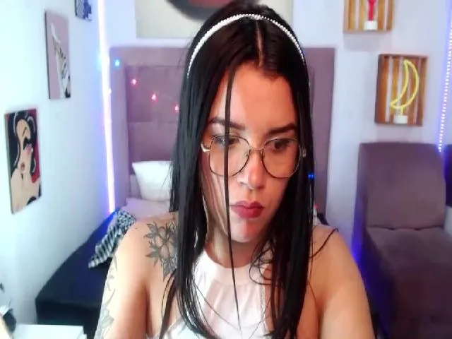 Live sex webcam photo for Graicy_Reyes #257681654