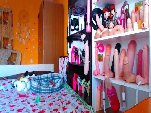 Live sex webcam photo for Cuminmenowbby #253131565