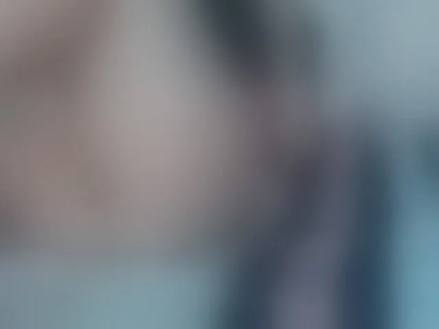 Live sex webcam photo for adri14-1 #243918233