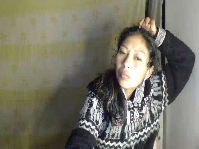 Live sex webcam photo for CHILENITAHOT #256150661