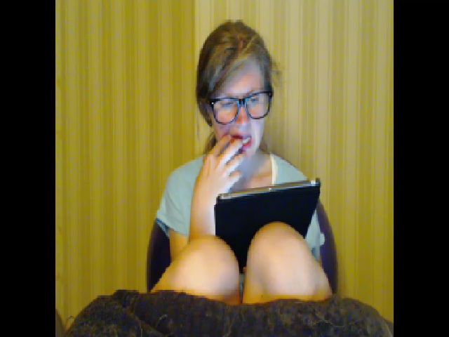 Live sex webcam photo for A_Girlie #253113629