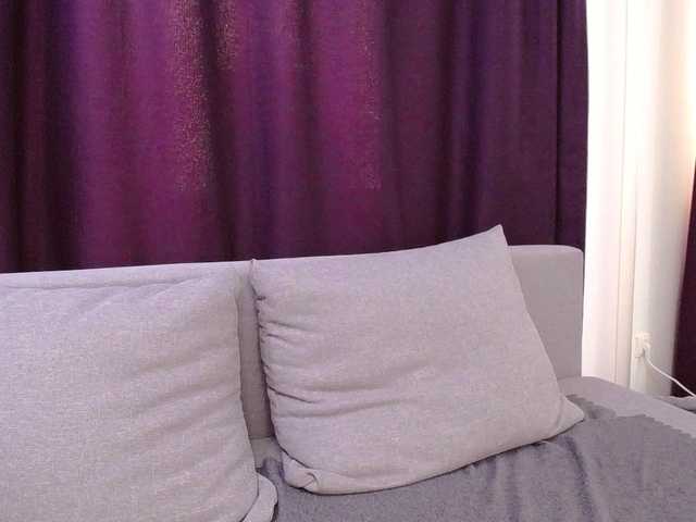 Live sex webcam photo for O-Queen #241097436