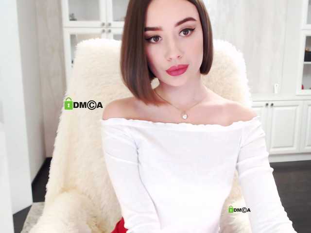 Live sex webcam photo for AnnaDaisy1 #240976016