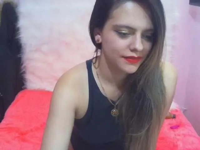 Live sex webcam photo for Rosee- #240934804