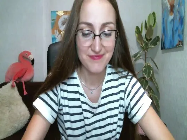 Live sex webcam photo for CuteTinaRose #256024332