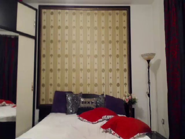 Live sex webcam photo for PureLoveAngel #253929550