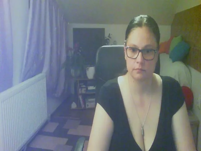 Live sex webcam photo for boosty4you #260943063