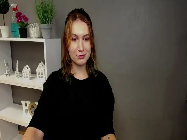 Live sex webcam photo for KITTENjackie #265494882