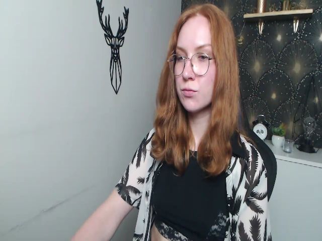 Live sex webcam photo for KISSxGABBY #254546361