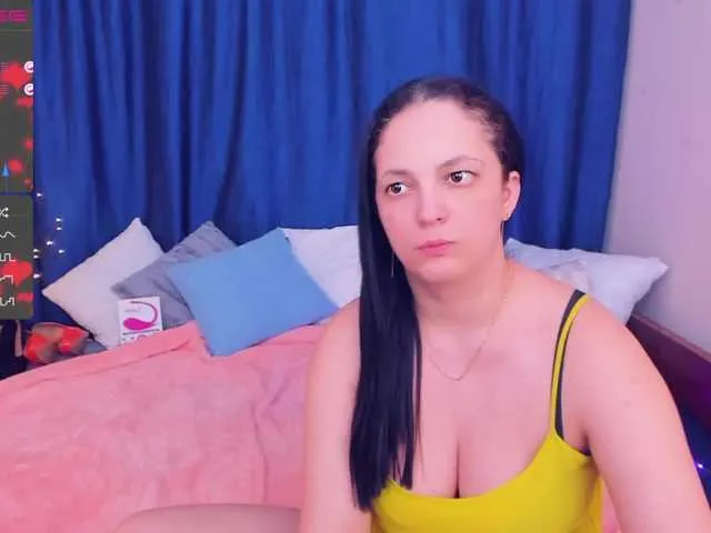 Live sex webcam photo for MilfVenus #241177736