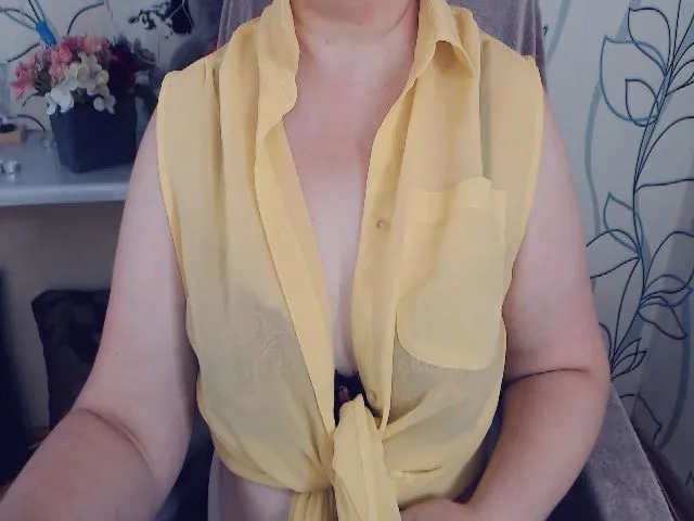 Live sex webcam photo for DepravedMadam #256177655