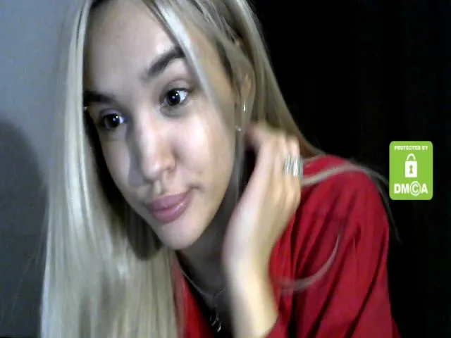 Live sex webcam photo for MyyDream #257064230