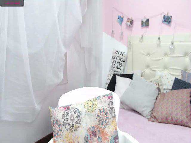 Live sex webcam photo for Pia_Smith_ #263240665