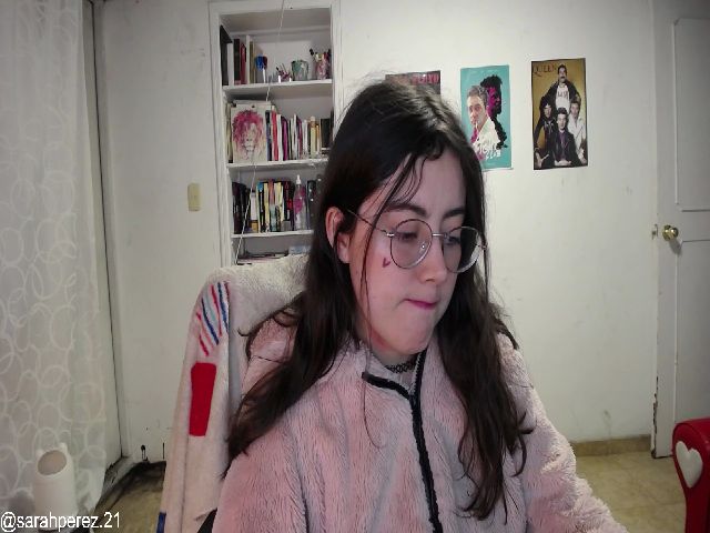 Live sex webcam photo for Cherrybunny21 #253979569