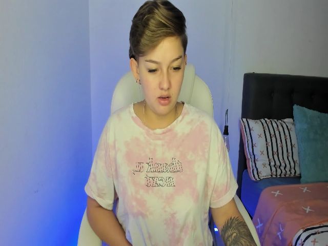 Live sex webcam photo for SalemJimenez #252975159