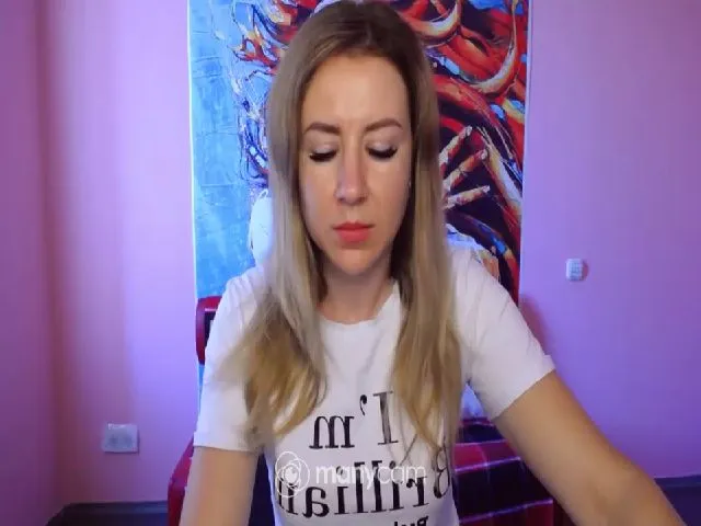 Live sex webcam photo for LoveMe_All #256735406