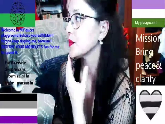 Live sex webcam photo for ImperatrizaS #253244539