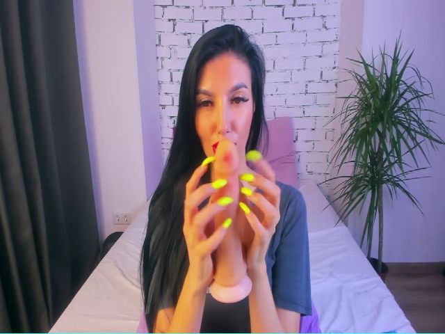 Live sex webcam photo for Goddess_Cum #263993672