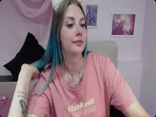 Live sex webcam photo for AprillSnow #255568210