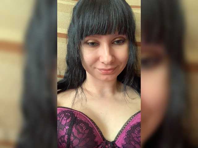 Live sex webcam photo for prettyKris #243187316