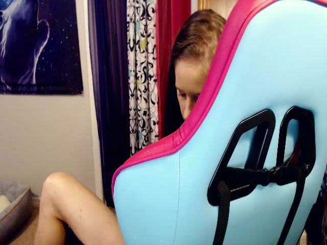 Live sex webcam photo for Lolabunny9 #256639892