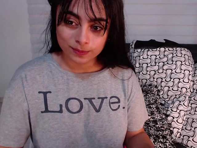 Live sex webcam photo for Evelyn-EE #253161055