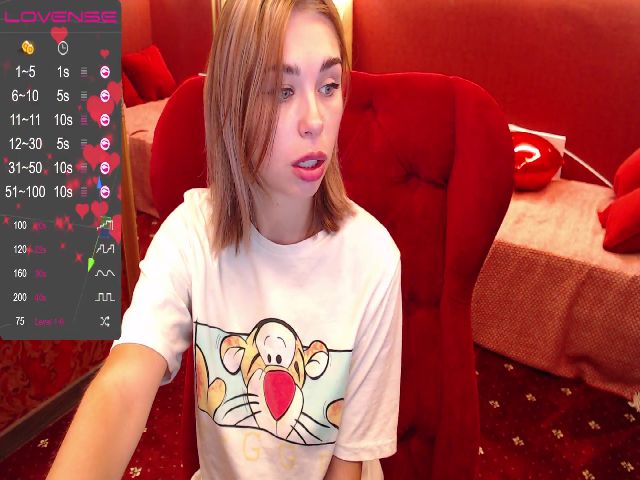 Live sex webcam photo for MeowGirll #262008050