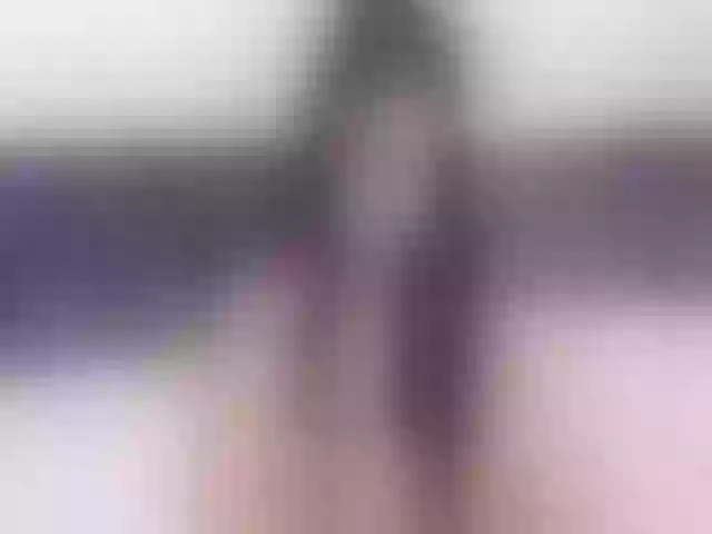 Live sex webcam photo for GoldBabyy #253021286