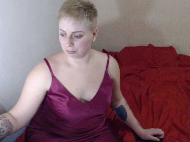 Live sex webcam photo for sandriana #241089769