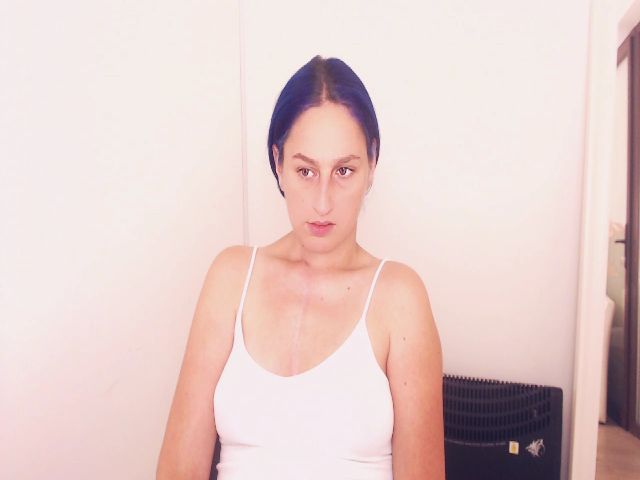 Live sex webcam photo for wetkittycum #257745800