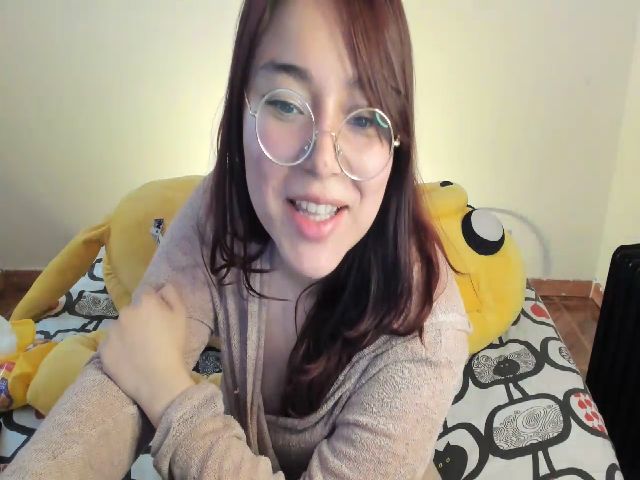 Live sex webcam photo for Evee_moonz #254508811