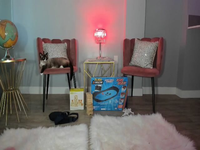 Live sex webcam photo for AlexisWildest #264642897