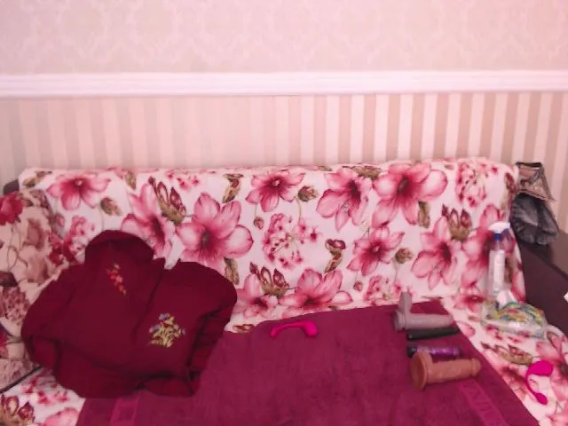 Live sex webcam photo for BraveSpirit4u #265378163