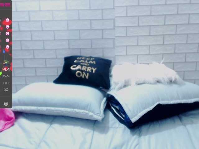 Live sex webcam photo for Lu-baby #255782443