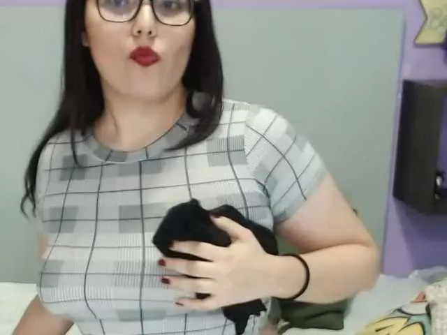 Live sex webcam photo for ValeskaJaxx #240945183