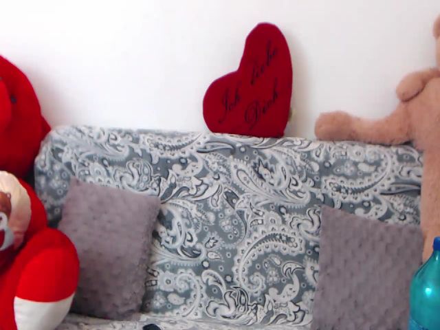 Live sex webcam photo for LayllaDean #255783895