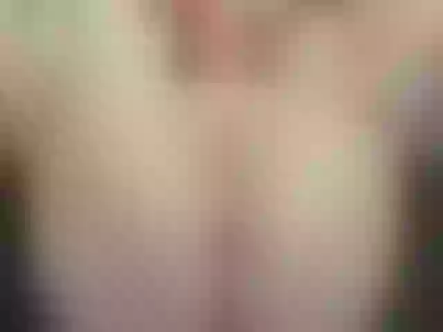 Live sex webcam photo for Mssbombom_ #254436048