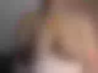 Live sex webcam photo for Marianelaaa #240641036