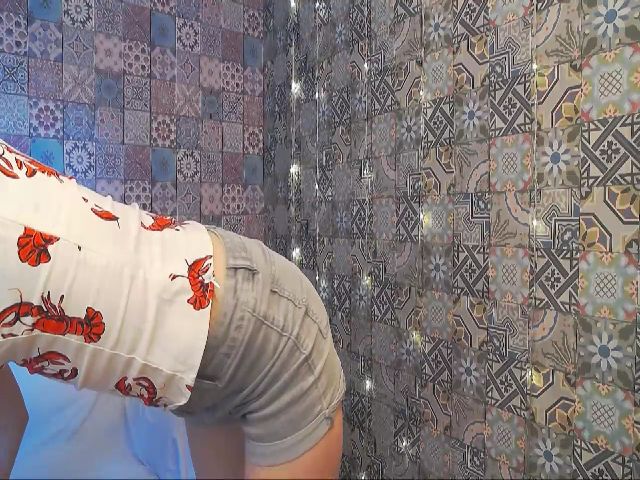 Live sex webcam photo for MissAracely #263136170